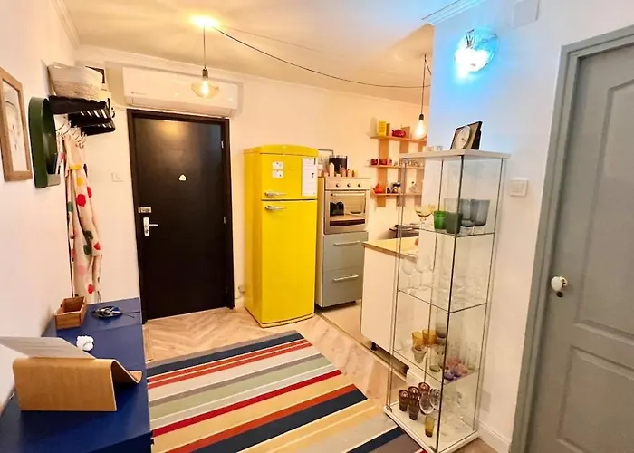 Stella's Park View * ブカレスト